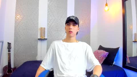 Snapshot of nikolay_gregori chatting on February 2025 04:04:01 AM online show from February 2025 04:04:01 AM