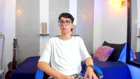 Snapshot of nikolay_gregori chatting on February 2025 07:05:01 AM online show from February 2025 07:05:01 AM