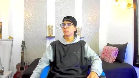 Snapshot of nikolay_gregori chatting on March 2025 03:45:01 AM online show from March 2025 03:45:01 AM