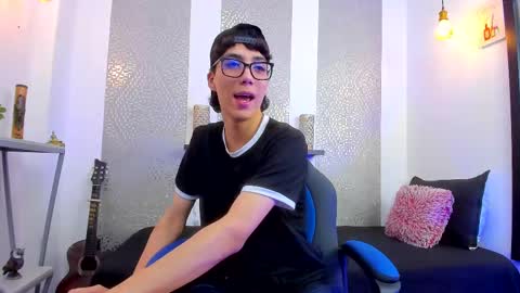 Snapshot of nikolay_gregori chatting on March 2025 09:53:01 AM online show from March 2025 09:53:01 AM