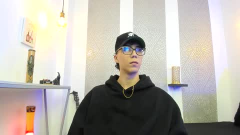 Snapshot of nikolay_gregori chatting on September 2025 04:00:01 AM online show from September 2025 04:00:01 AM