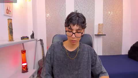 Snapshot of nikolay_gregori chatting on October 2025 04:51:02 AM online show from October 2025 04:51:02 AM