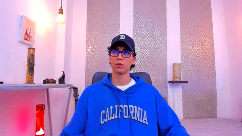 Snapshot of nikolay_gregori chatting on October 2025 04:46:02 AM online show from October 2025 04:46:02 AM