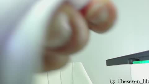 Niko online show from January 2025 04:23:02 AM