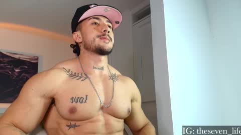 Niko online show from November 2025 01:15:02 AM