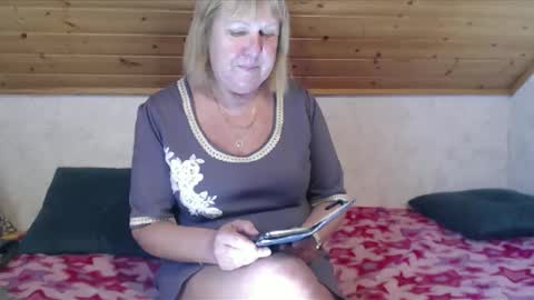 Snapshot of nikole111 chatting on May 2026 09:25:02 AM Nikole1 online show from May 2026 09:25:02 AM