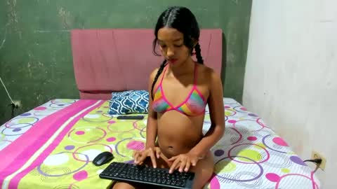 nikoll_lan online show from June 2026 03:05:02 AM