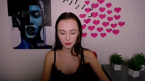 nikonara_ online show from January 2025 03:37:02 PM