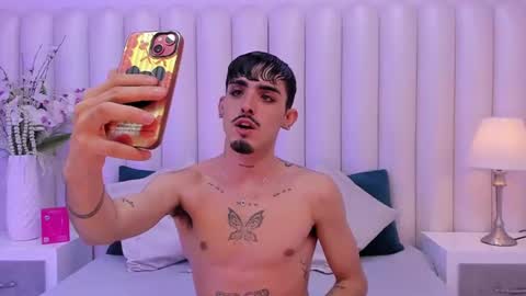 Snapshot of nikostone chatting on September 2025 05:46:01 AM Niko Stone online show from September 2025 05:46:01 AM