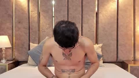 Snapshot of nikostone chatting on November 2025 04:37:02 AM Niko Stone online show from November 2025 04:37:02 AM