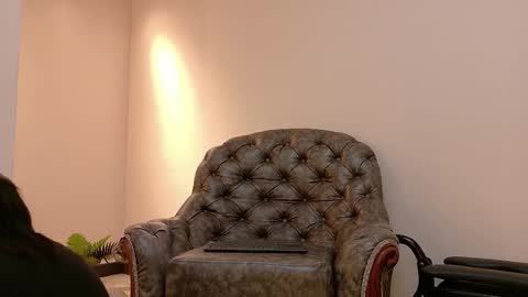  NIKY SMIT  online show from March 2025 11:37:02 AM