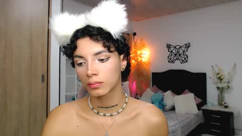 Snapshot of nilam217 chatting on February 2025 05:02:02 PM Nilam online show from February 2025 05:02:02 PM