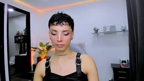 Snapshot of nilam217 chatting on September 2025 11:28:01 PM Nilam online show from September 2025 11:28:01 PM