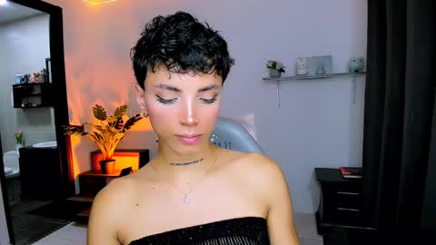 Snapshot of nilam217 chatting on October 2025 01:46:02 AM Nilam online show from October 2025 01:46:02 AM