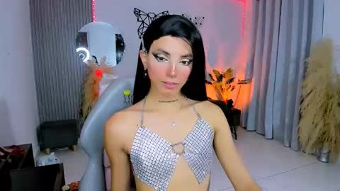 Snapshot of nilam217 chatting on November 2025 12:49:01 AM Nilam online show from November 2025 12:49:01 AM