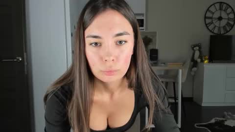 Bella online show from March 2026 01:17:02 PM