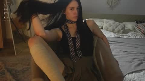 Jennet online show from November 2025 02:51:01 PM