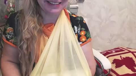 Nimfalove online show from March 2026 04:22:02 PM