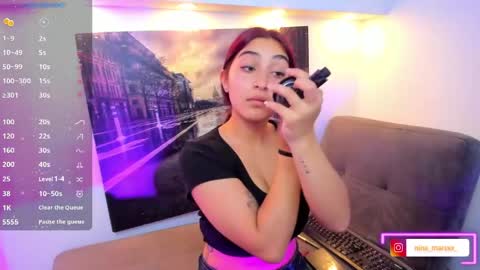 Snapshot of nina_mars_ chatting on May 2026 08:28:01 PM Nina online show from May 2026 08:28:01 PM