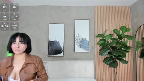 NINA online show from January 2025 01:01:01 PM