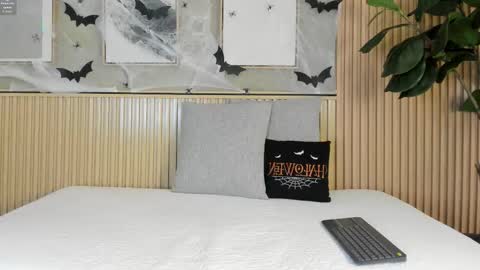 NINA online show from October 2025 12:15:01 PM