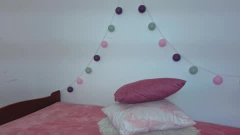 Snapshot of ninabryon1 chatting on January 2026 04:55:01 PM Nina online show from January 2026 04:55:01 PM