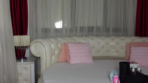 NinaCrystal online show from February 2025 06:12:02 AM