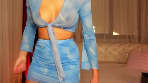 NinaCrystal online show from September 2025 07:46:02 AM