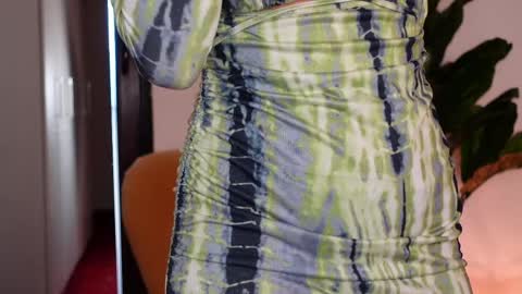 NinaCrystal online show from April 2026 08:45:01 AM