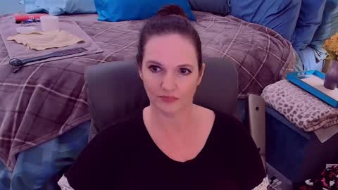 Nina Jaymes online show from October 2025 10:30:01 PM