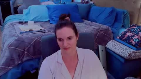 Snapshot of ninajaymes chatting on June 2026 10:32:01 PM Nina Jaymes online show from June 2026 10:32:01 PM
