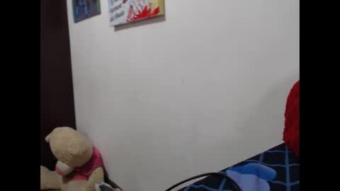 Snapshot of ninapalmer chatting on June 2026 07:42:01 PM Ninapalmer online show from June 2026 07:42:01 PM