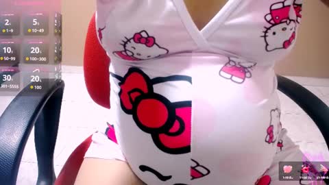 Snapshot of ninasecy2 chatting on September 2025 01:53:01 AM Nina online show from September 2025 01:53:01 AM