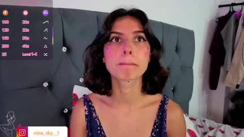 ninasky19 online show from November 2025 04:49:01 PM