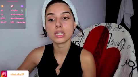 ninasky19 online show from April 2026 10:29:02 PM