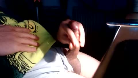 Snapshot of ninetynine_99 chatting on February 2025 08:24:01 PM ninetynine_99 online show from February 2025 08:24:01 PM