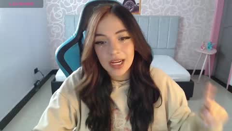 Ninfa  online show from December 2024 11:22:02 AM