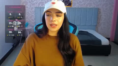 Ninfa  online show from January 2025 08:44:01 PM