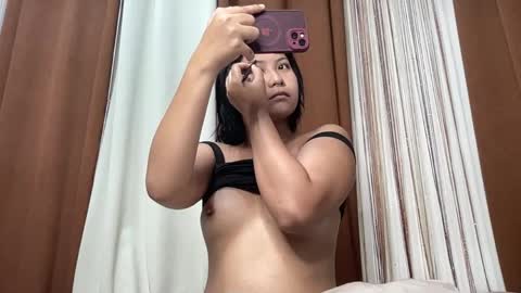 nini_luvskorn online show from May 2026 09:47:01 AM