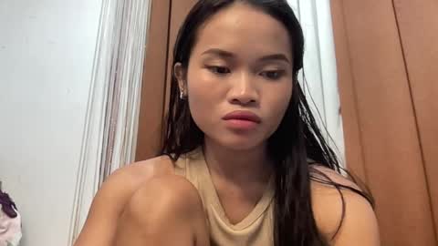 nini_luvskorn online show from May 2026 10:44:02 AM