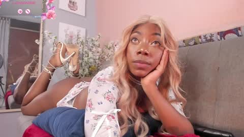 NINI  online show from December 2024 03:31:02 PM