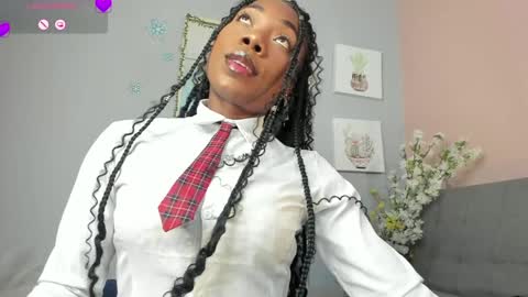 NINI  online show from February 2025 03:07:01 PM