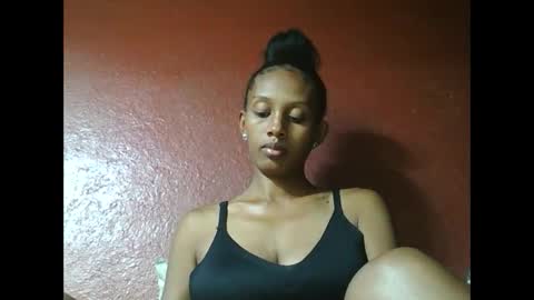 Snapshot of ninie246746 chatting on February 2025 12:13:02 PM ninie246746 online show from February 2025 12:13:02 PM