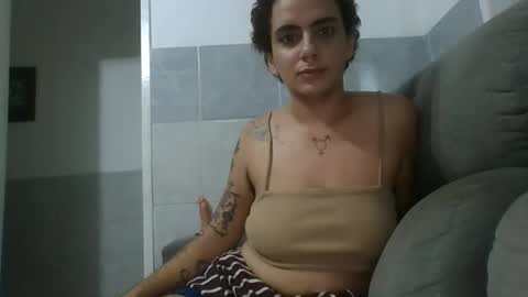 niquetheclown online show from April 2026 12:13:02 AM