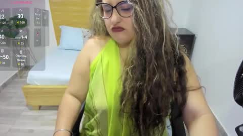 Snapshot of niraksil chatting on September 2025 12:05:01 PM Niraksil online show from September 2025 12:05:01 PM