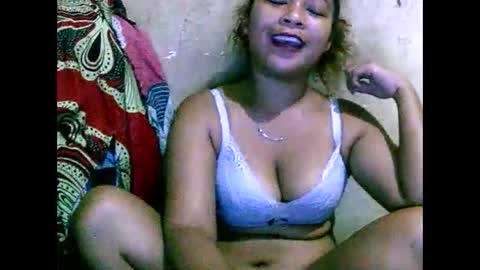 Snapshot of nirina149521 chatting on November 2025 05:29:02 AM nirina149521 online show from November 2025 05:29:02 AM