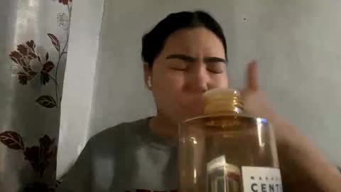 Snapshot of nitadecember chatting on December 2025 08:12:02 AM Molly online show from December 2025 08:12:02 AM