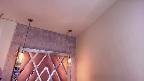  V I C T O R I A   online show from April 2026 11:26:02 AM