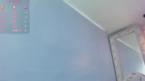  V I C T O R I A   online show from April 2026 07:17:02 PM