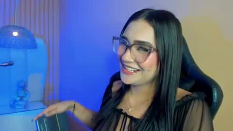 Snapshot of noa_moon chatting on July 2026 02:48:02 AM Noa online show from July 2026 02:48:02 AM